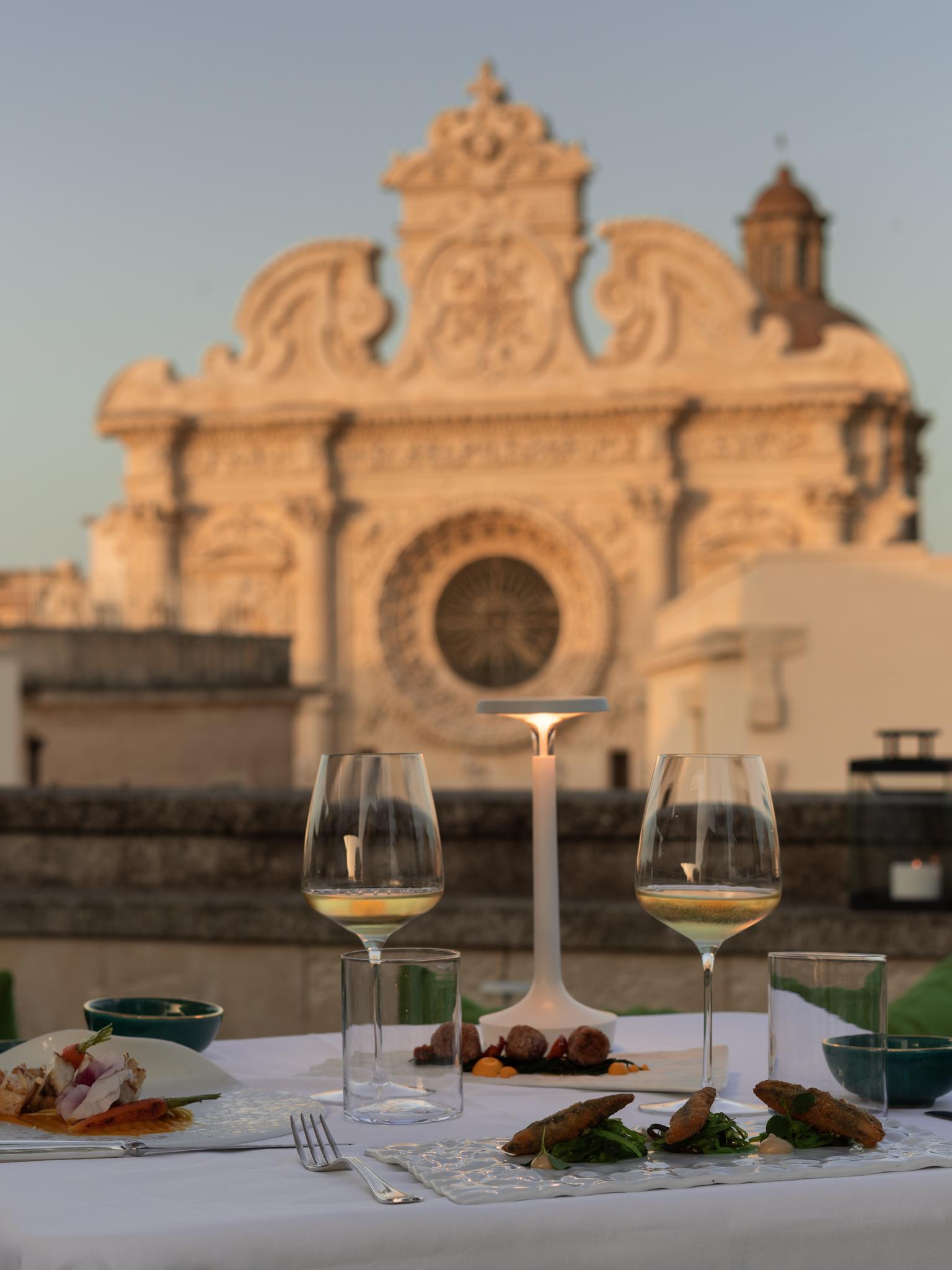 Patria Palace - The Leading Of The World